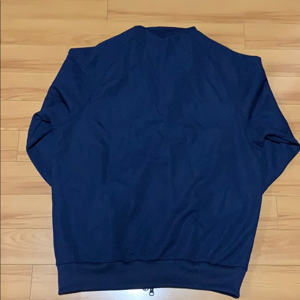 Sweater - Picture 2 of 2